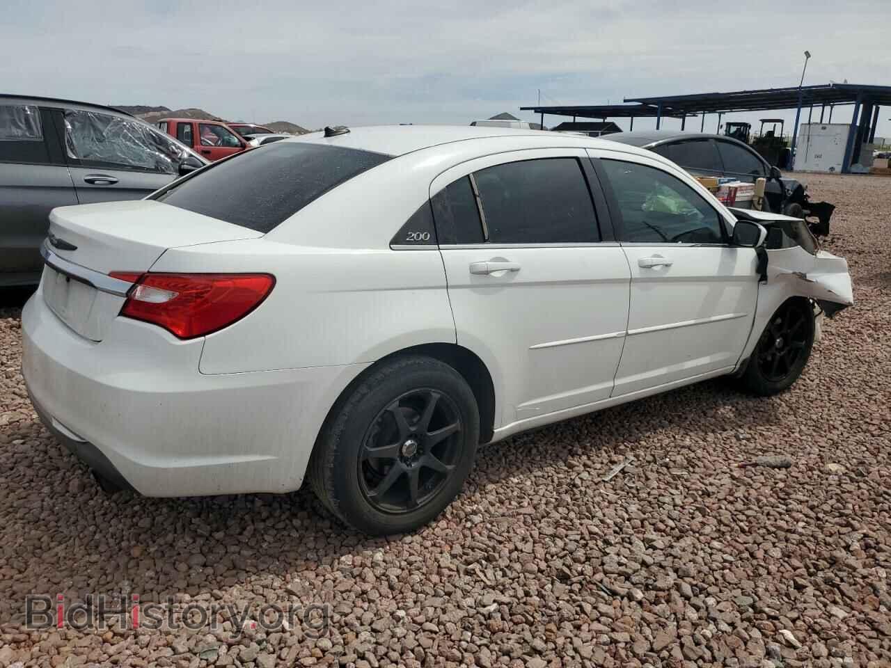 2011 CHRYSLER 200 - VIN: 1C3BC4FB1BN550785 - Фото 3