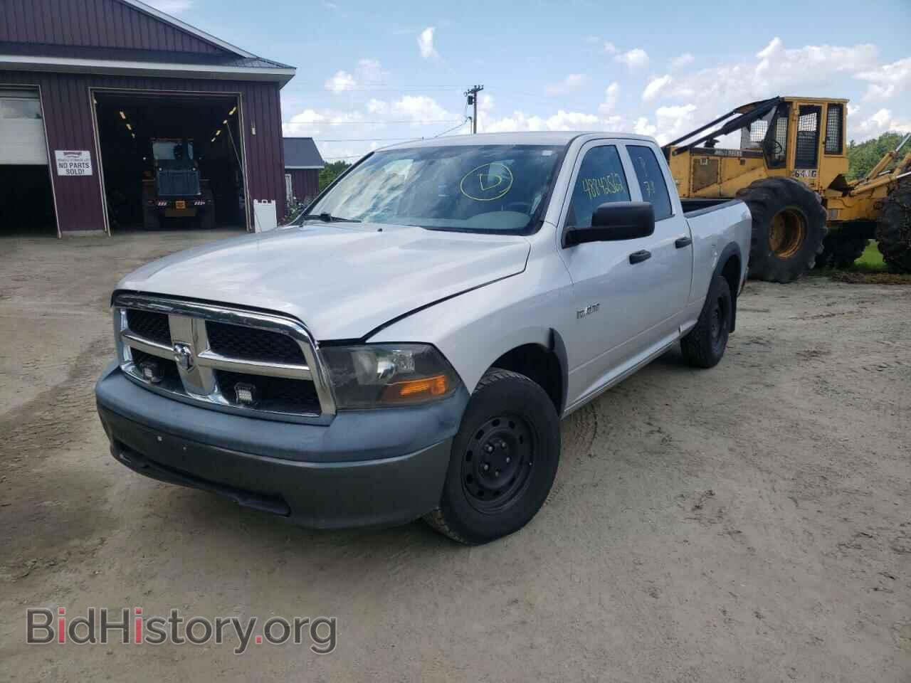 2010 DODGE RAM 1500 - VIN: 1D7RB1GK0AS117295 - Фото 2