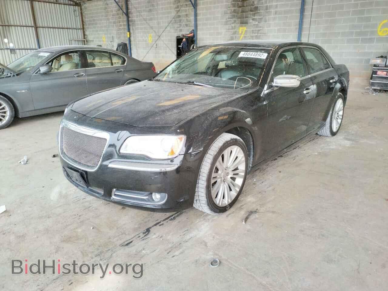 2011 CHRYSLER 300 - VIN: 2C3CA5CG0BH599436 - Фото 2