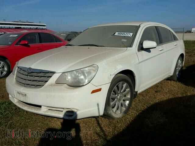 2010 CHRYSLER SEBRING - VIN: 1C3CC5FB5AN214095 - Фото 2