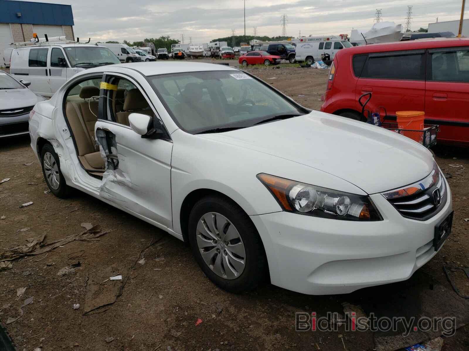 Photo 1HGCP2F34CA196756 - HONDA ACCORD 2012