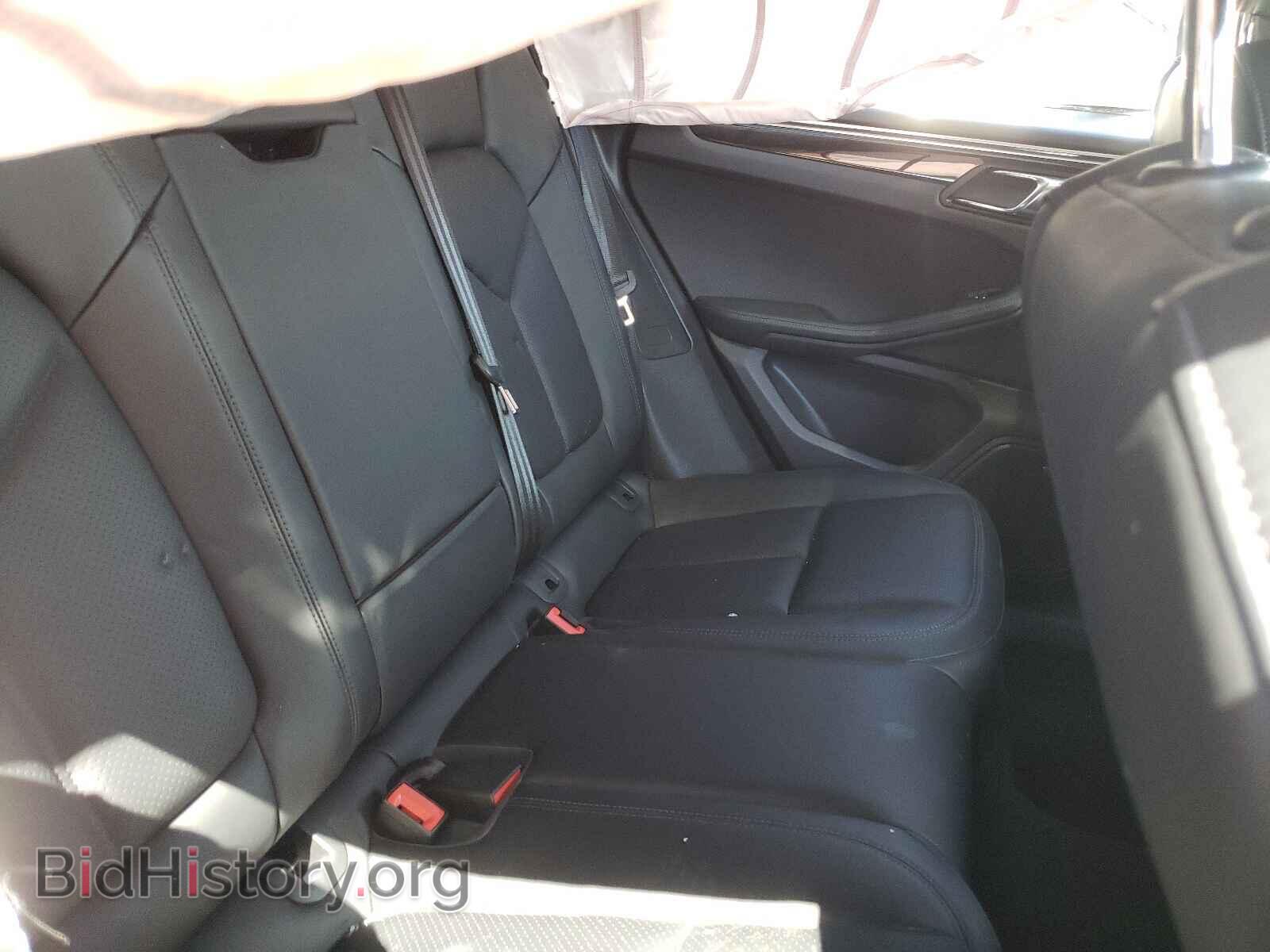 2017 PORSCHE MACAN - VIN: WP1AA2A52HLB06207 - Photo 6