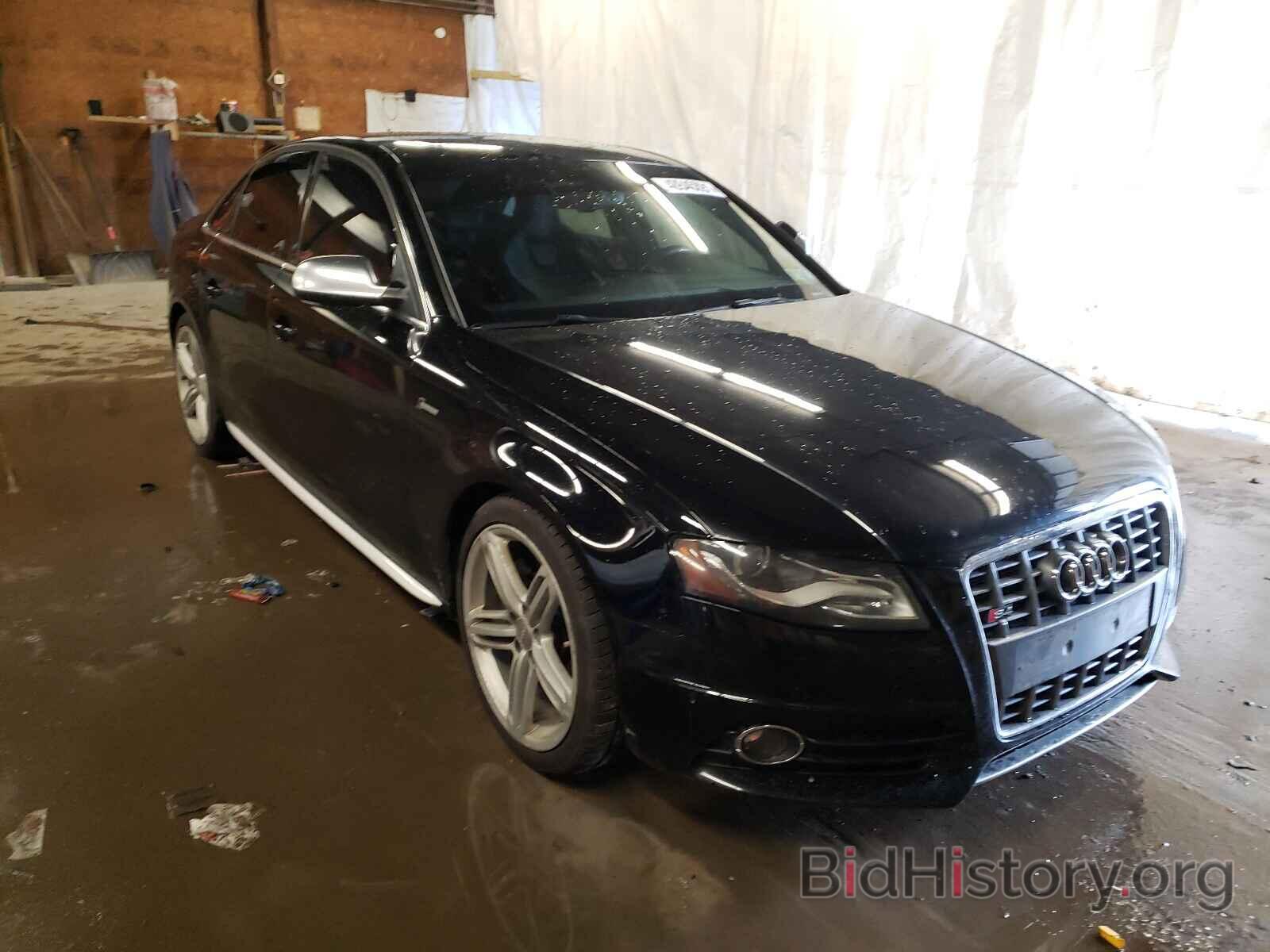 Photo WAUKGAFLXAA173982 - AUDI S4/RS4 2010