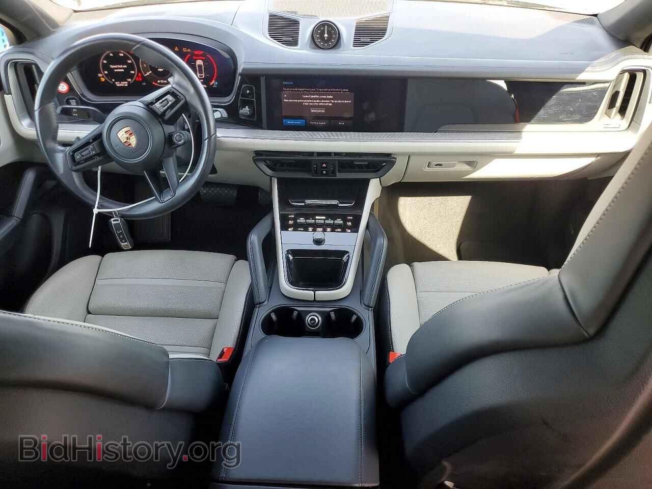 2024 PORSCHE CAYENNE - VIN: WP1BA2AY2RDA49016 - Photo 8