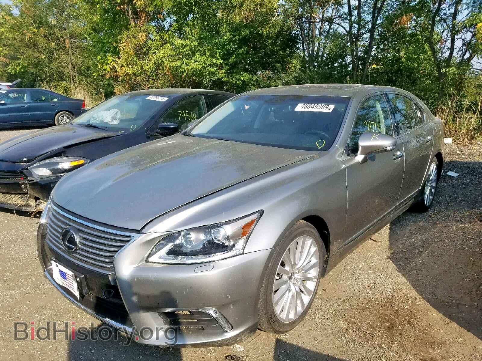 2017 LEXUS LS460 - VIN: JTHCL5EF8H5027636 - Photo 2
