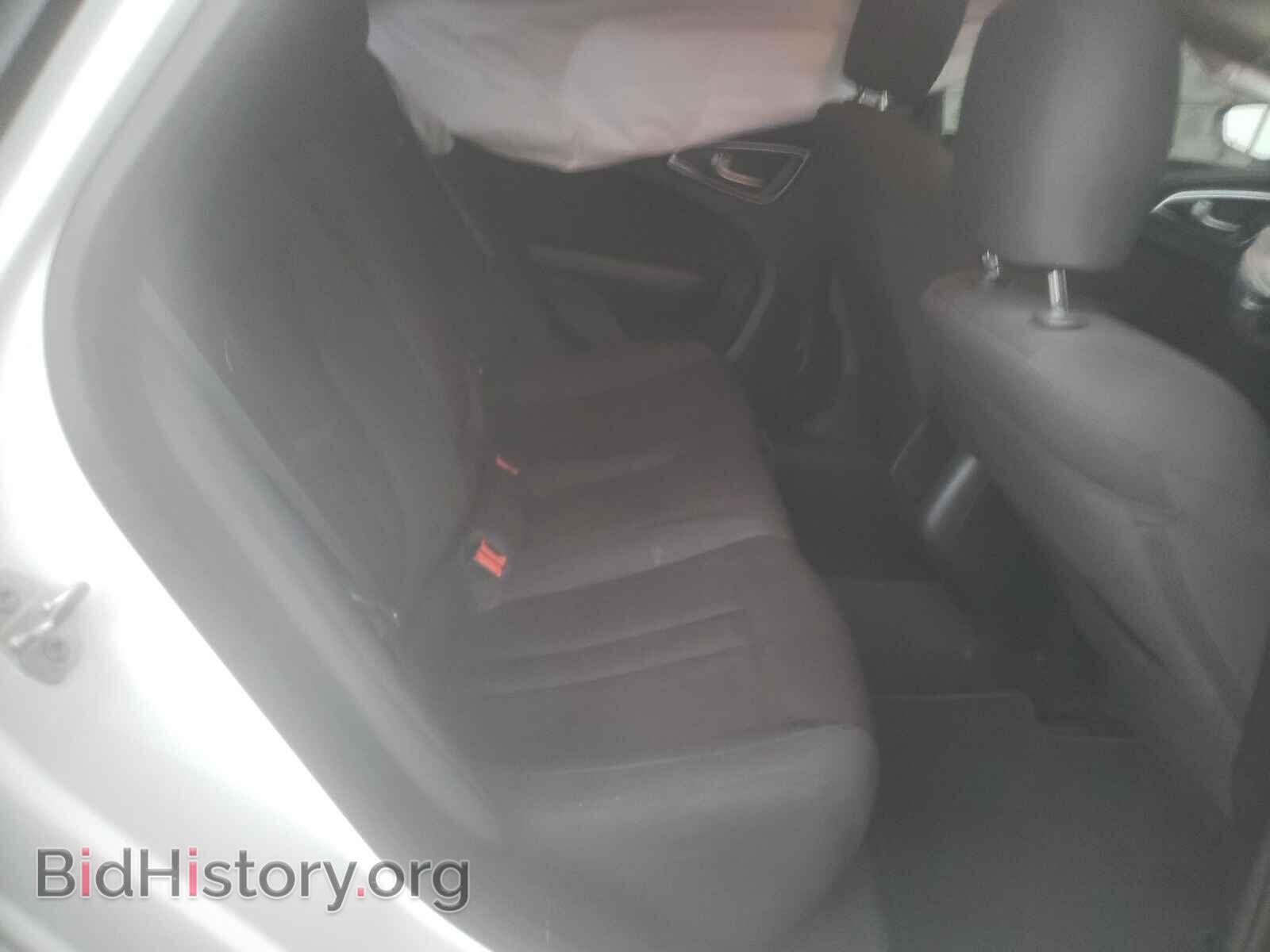 2015 CHRYSLER 200 - VIN: 1C3CCCAB7FN735404 - Фото 6