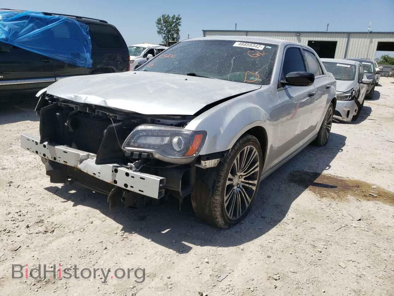2012 CHRYSLER 300 - VIN: 2C3CCABG5CH313201 - Фото 2