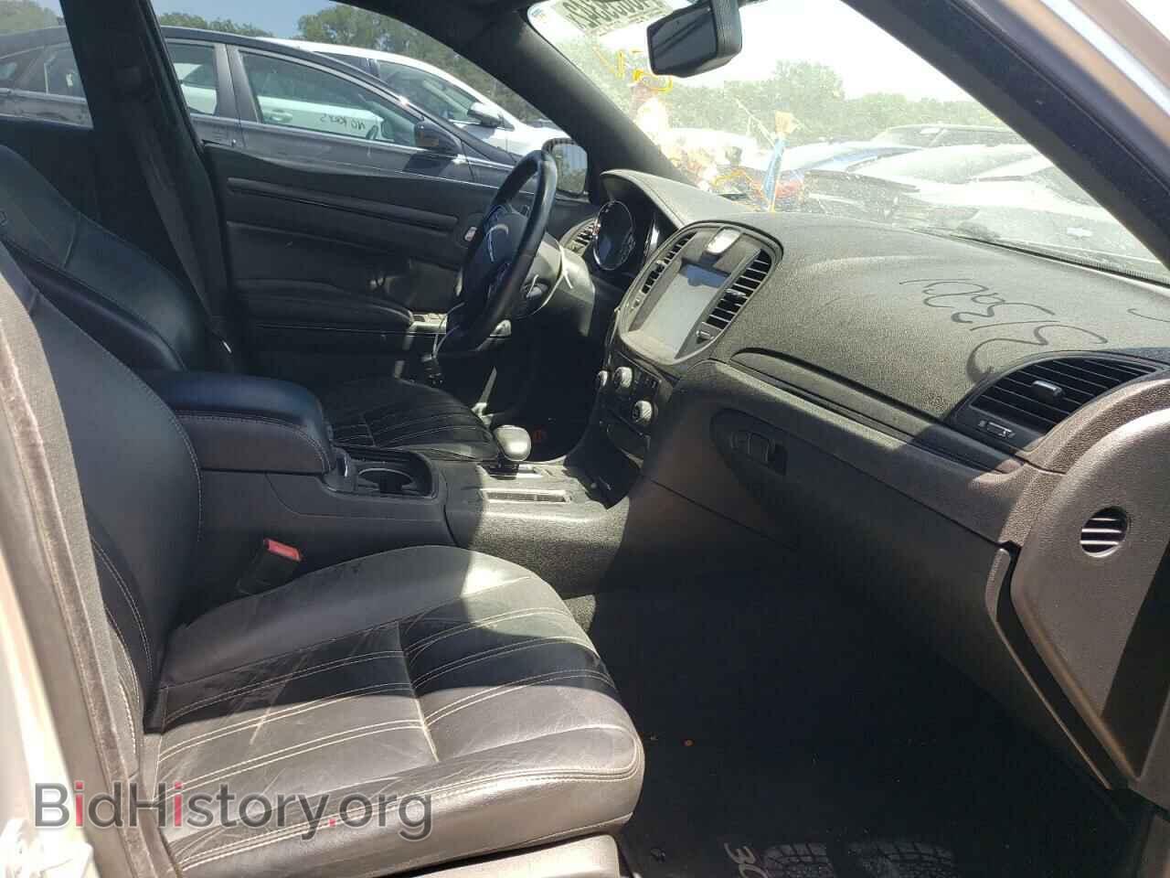 2012 CHRYSLER 300 - VIN: 2C3CCABG5CH313201 - Фото 5