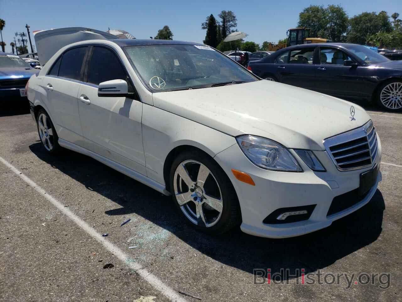 Photo WDDHF5GB2BA500329 - MERCEDES-BENZ E-CLASS 2011