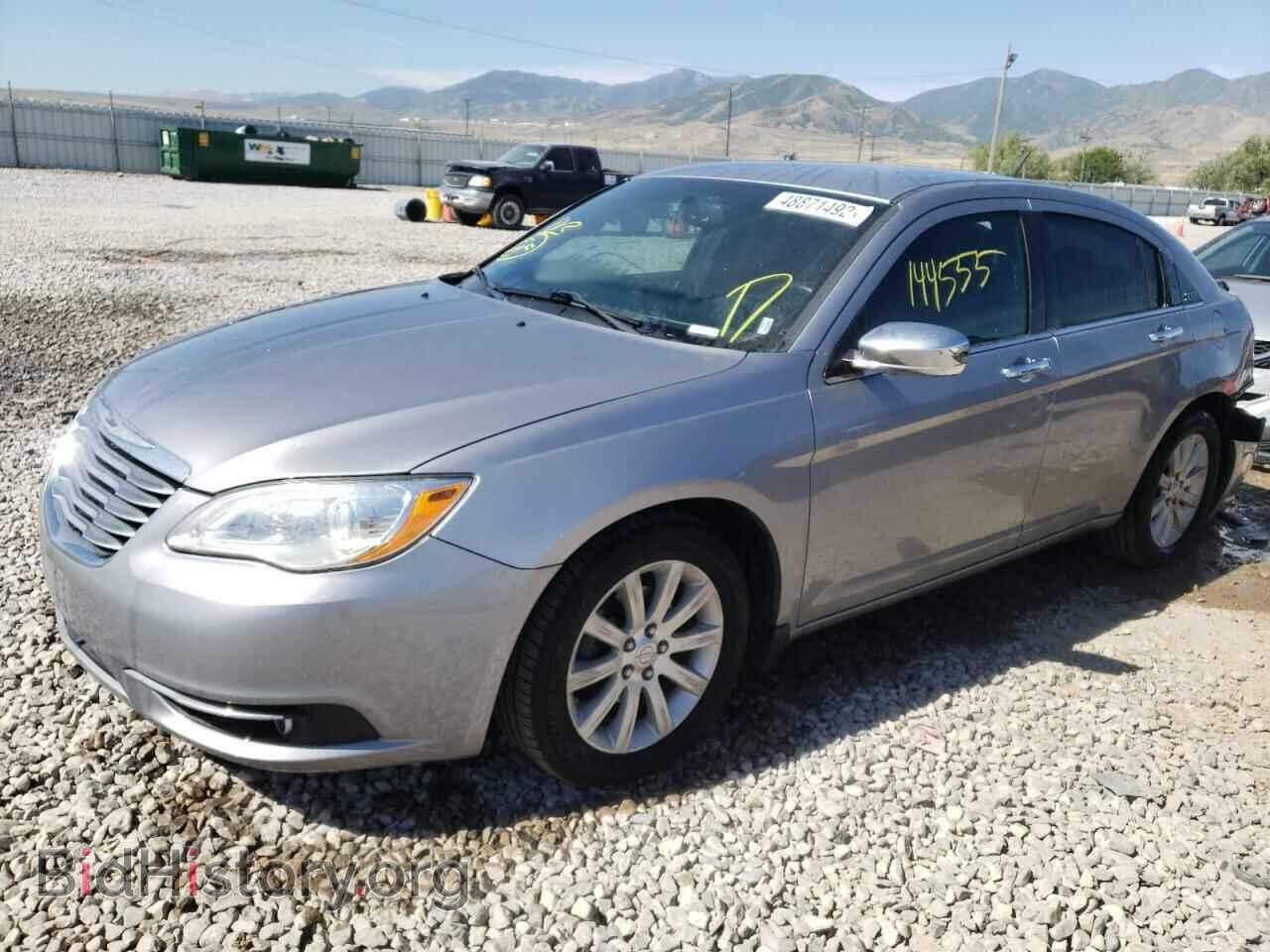 2013 CHRYSLER 200 - VIN: 1C3CCBCG8DN679375 - Photo 2