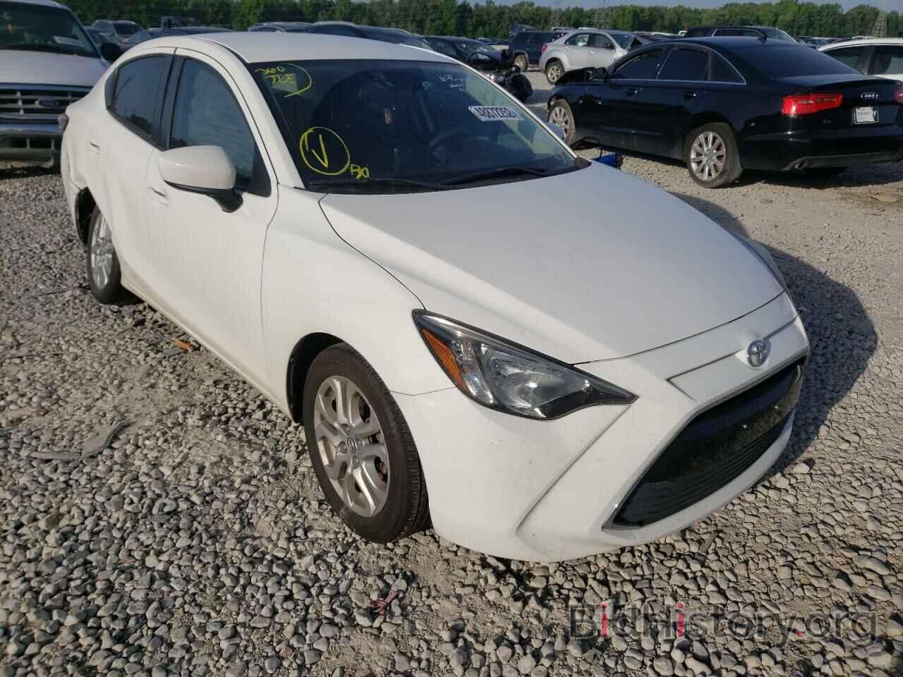 Photo 3MYDLBYV0JY301946 - TOYOTA YARIS 2018