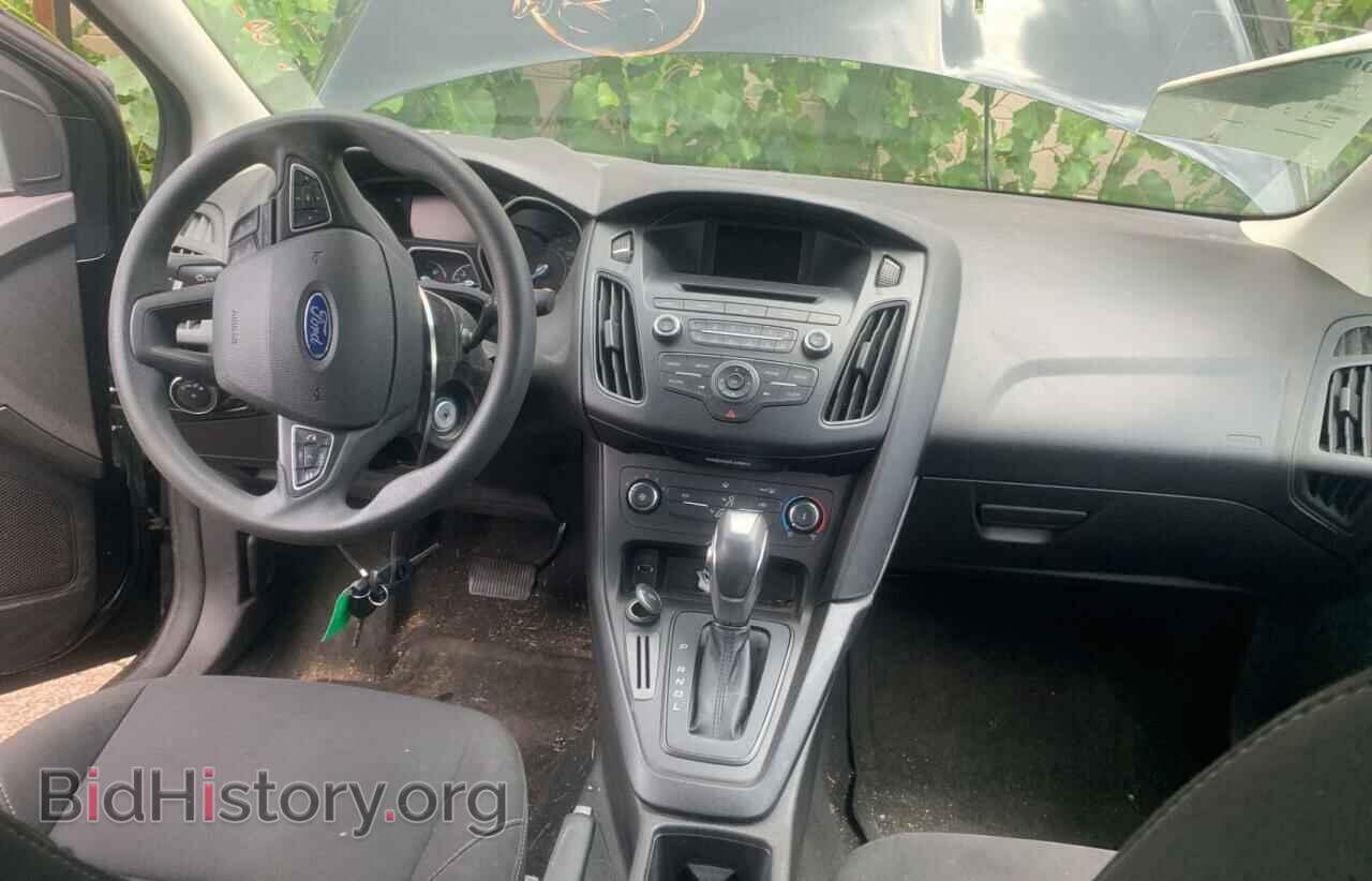 2016 FORD FOCUS - VIN: 1FADP3F28GL215843 - Photo 9
