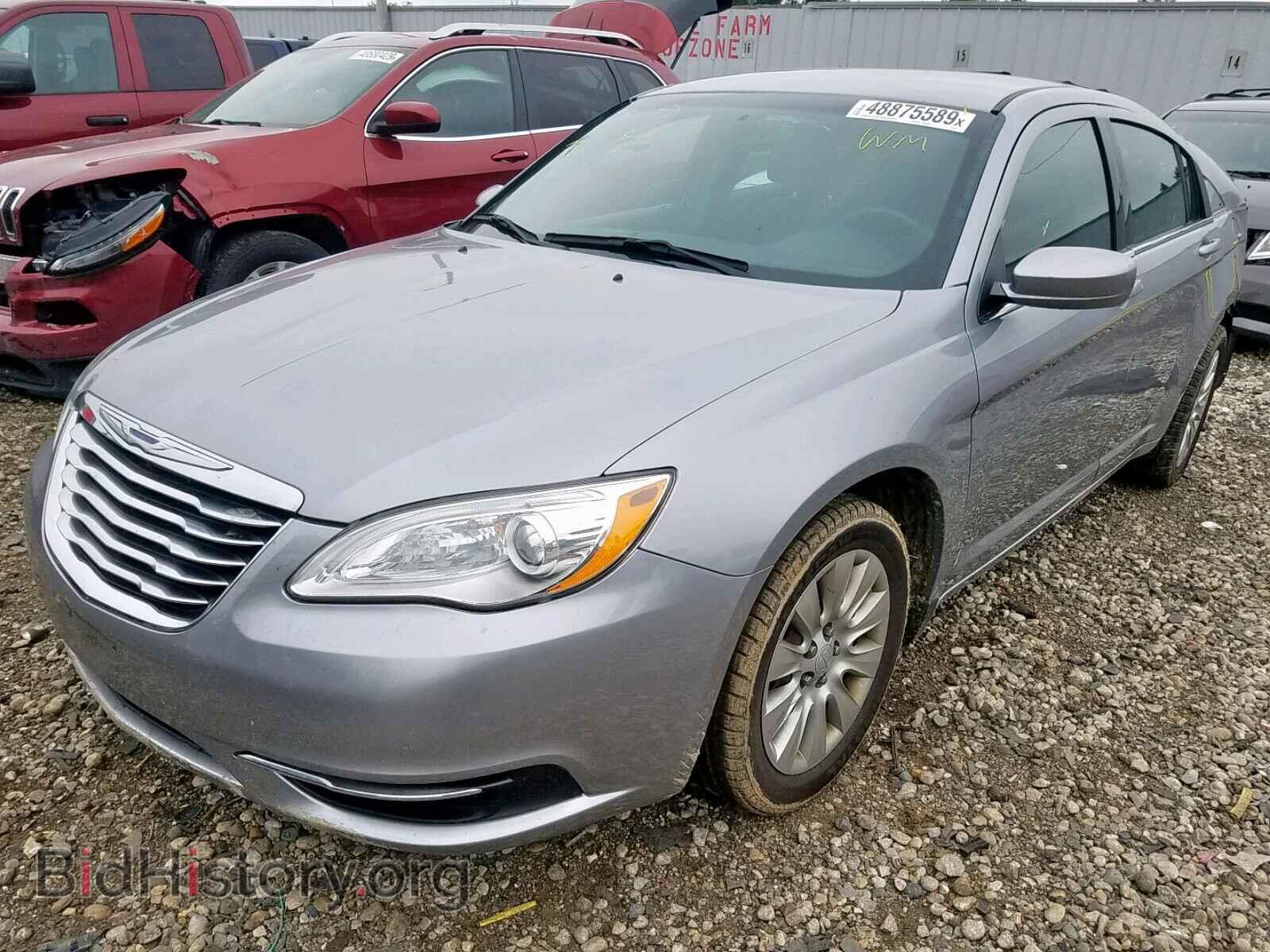 2013 CHRYSLER 200 - VIN: 1C3CCBAG9DN767791 - Фото 2