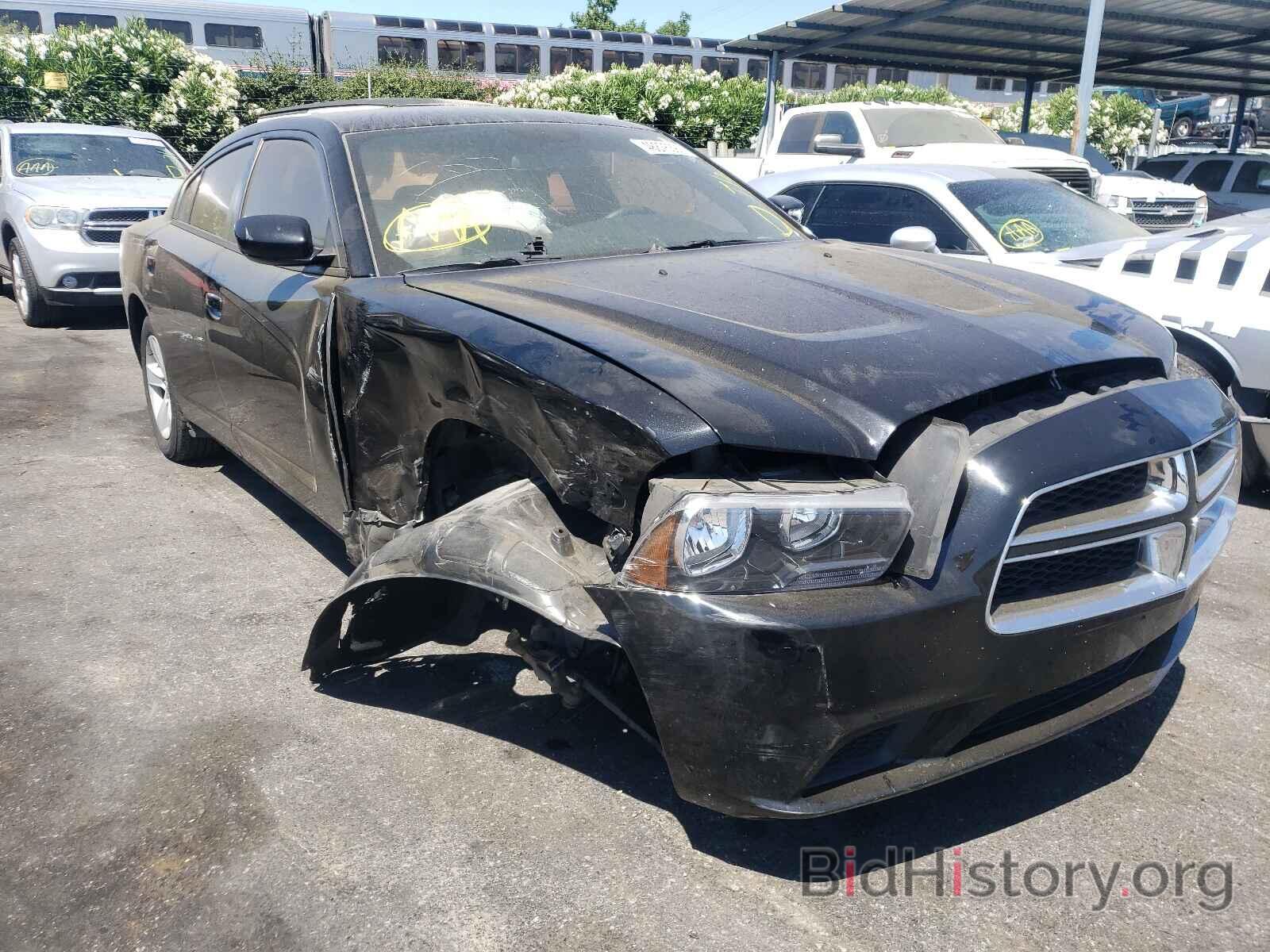 Photo 2C3CDXBG8DH637406 - DODGE CHARGER 2013