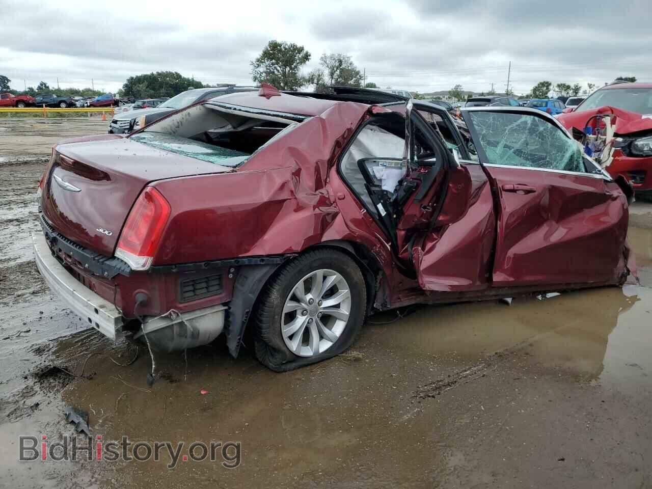 2016 CHRYSLER 300 - VIN: 2C3CCAAG2GH189606 - Фото 3