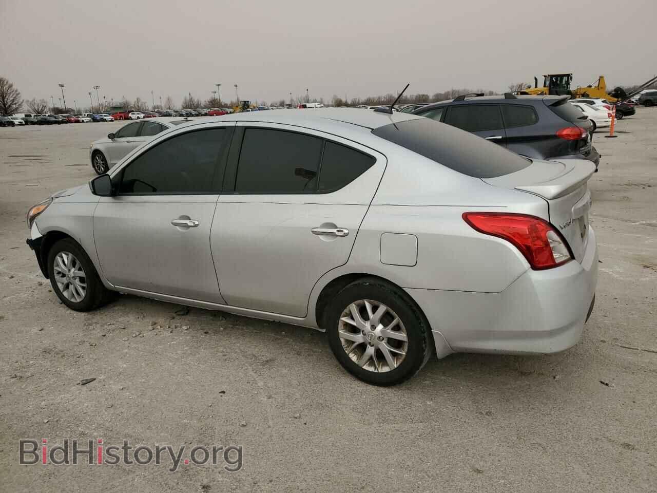 2017 NISSAN VERSA - VIN: 3N1CN7AP6HL844404 - Фото 2