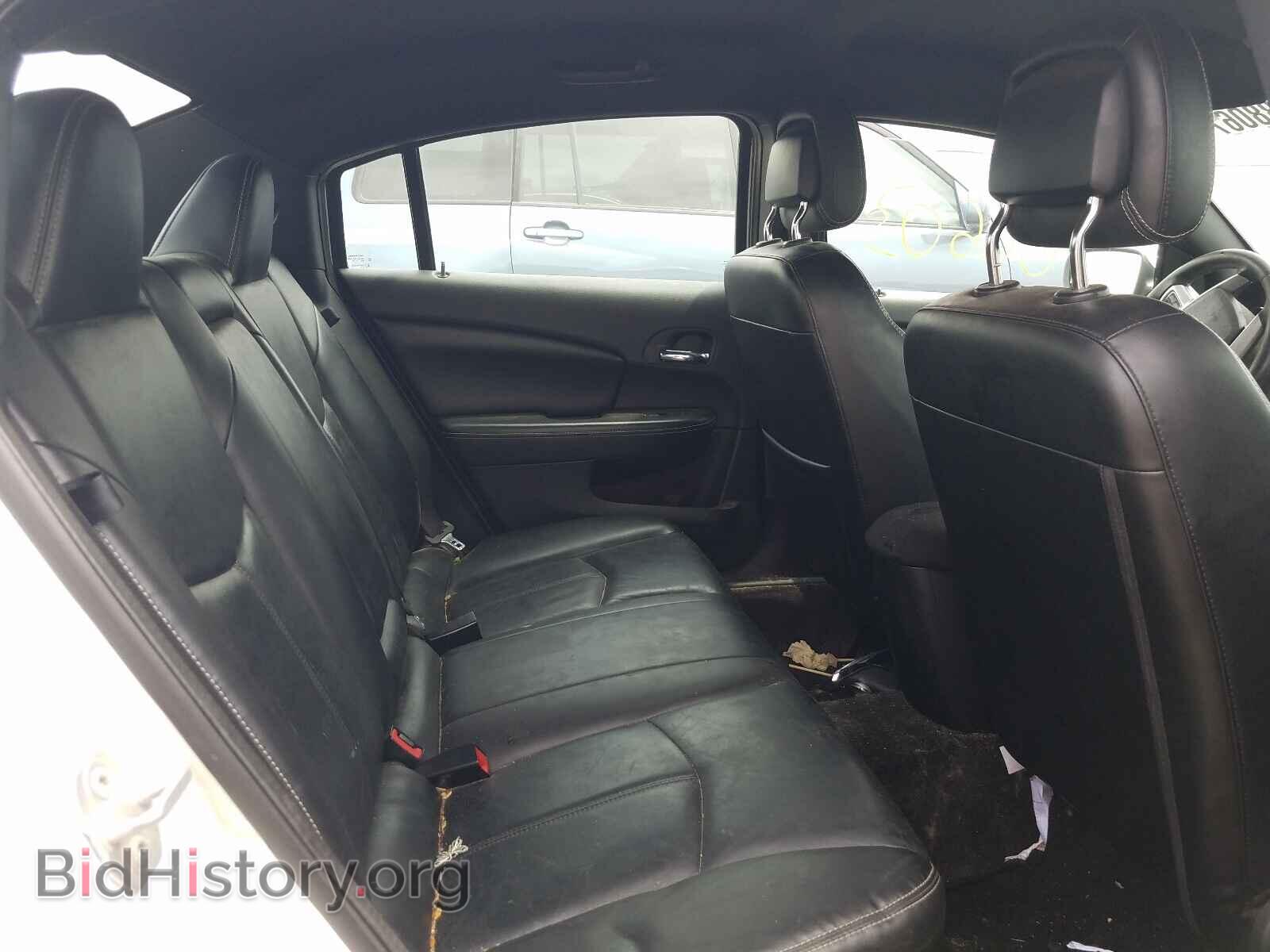 2011 CHRYSLER 200 - VIN: 1C3BC2FBXBN580744 - Фото 6