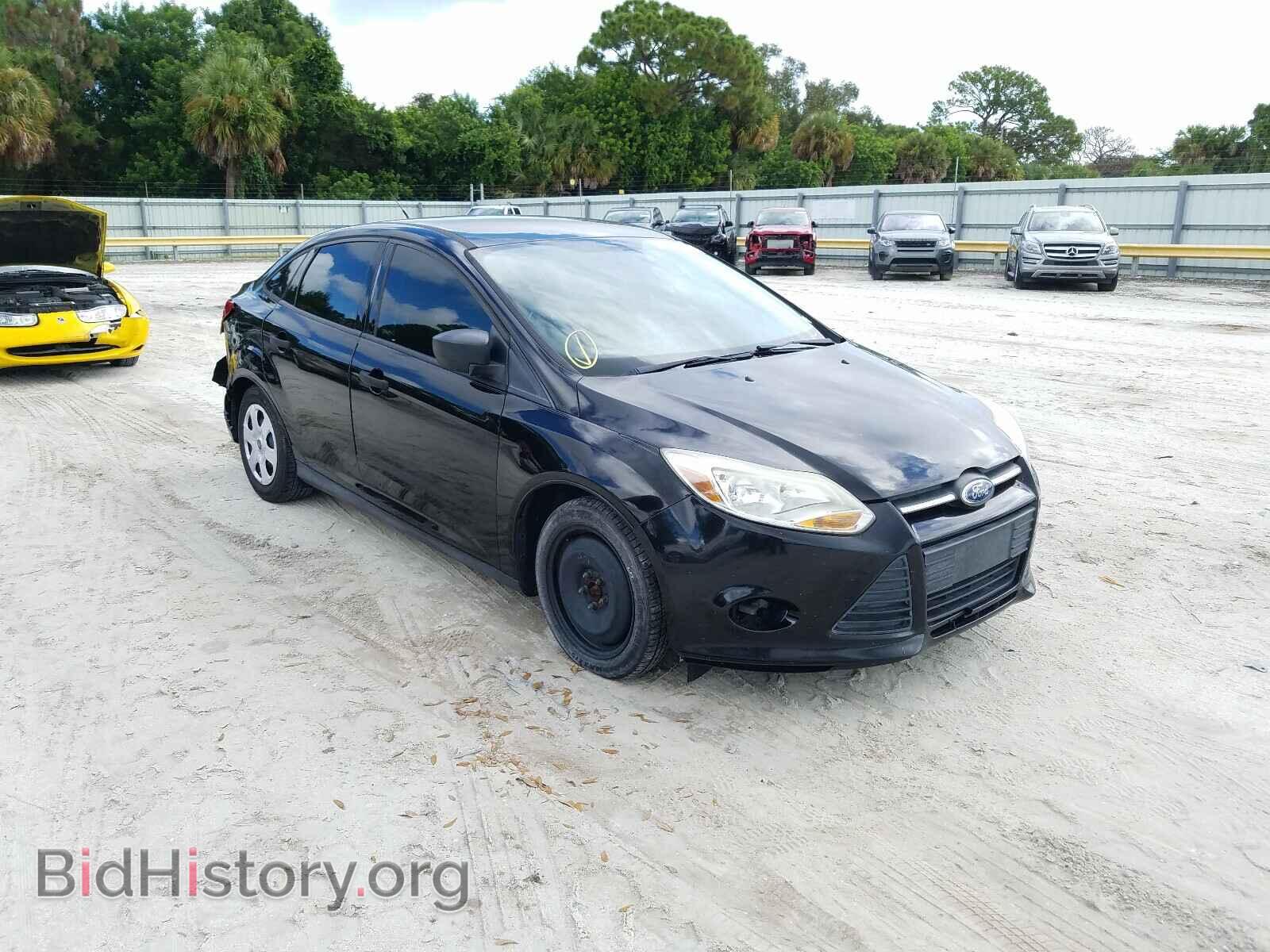 Photo 1FAHP3E28CL247852 - FORD FOCUS 2012