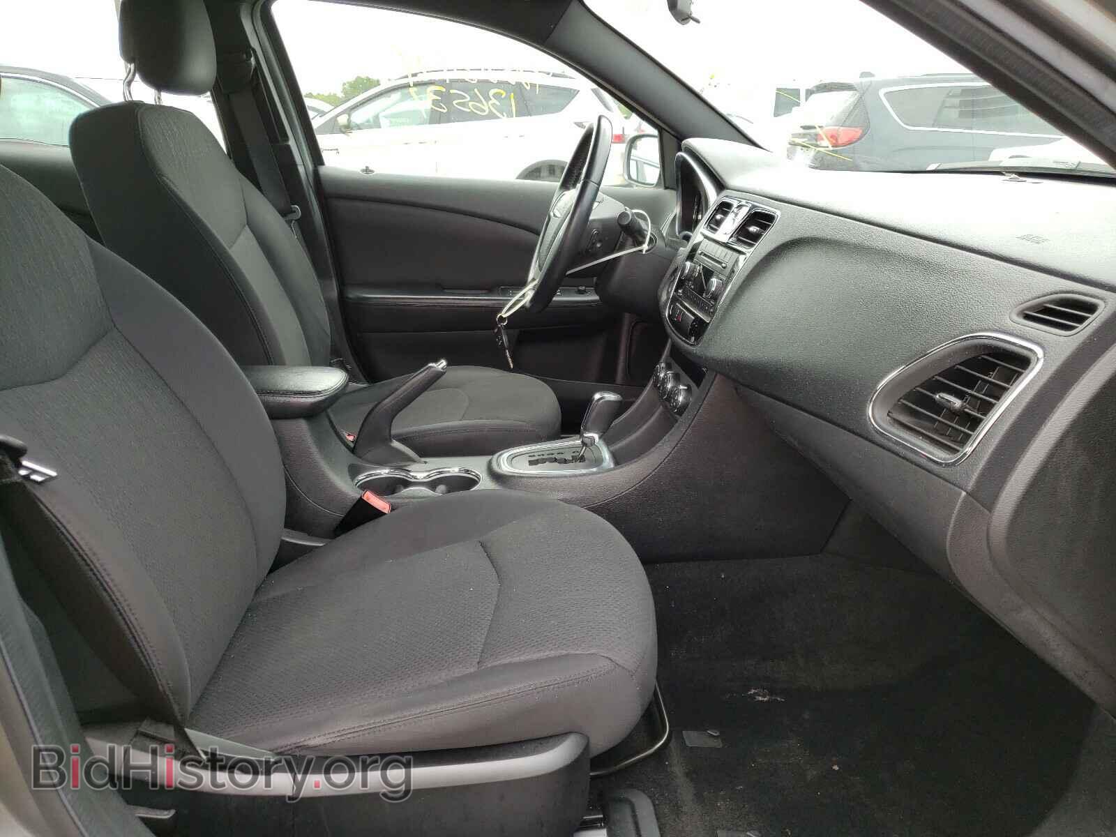 2012 CHRYSLER 200 - VIN: 1C3CCBBG6CN298320 - Фото 5