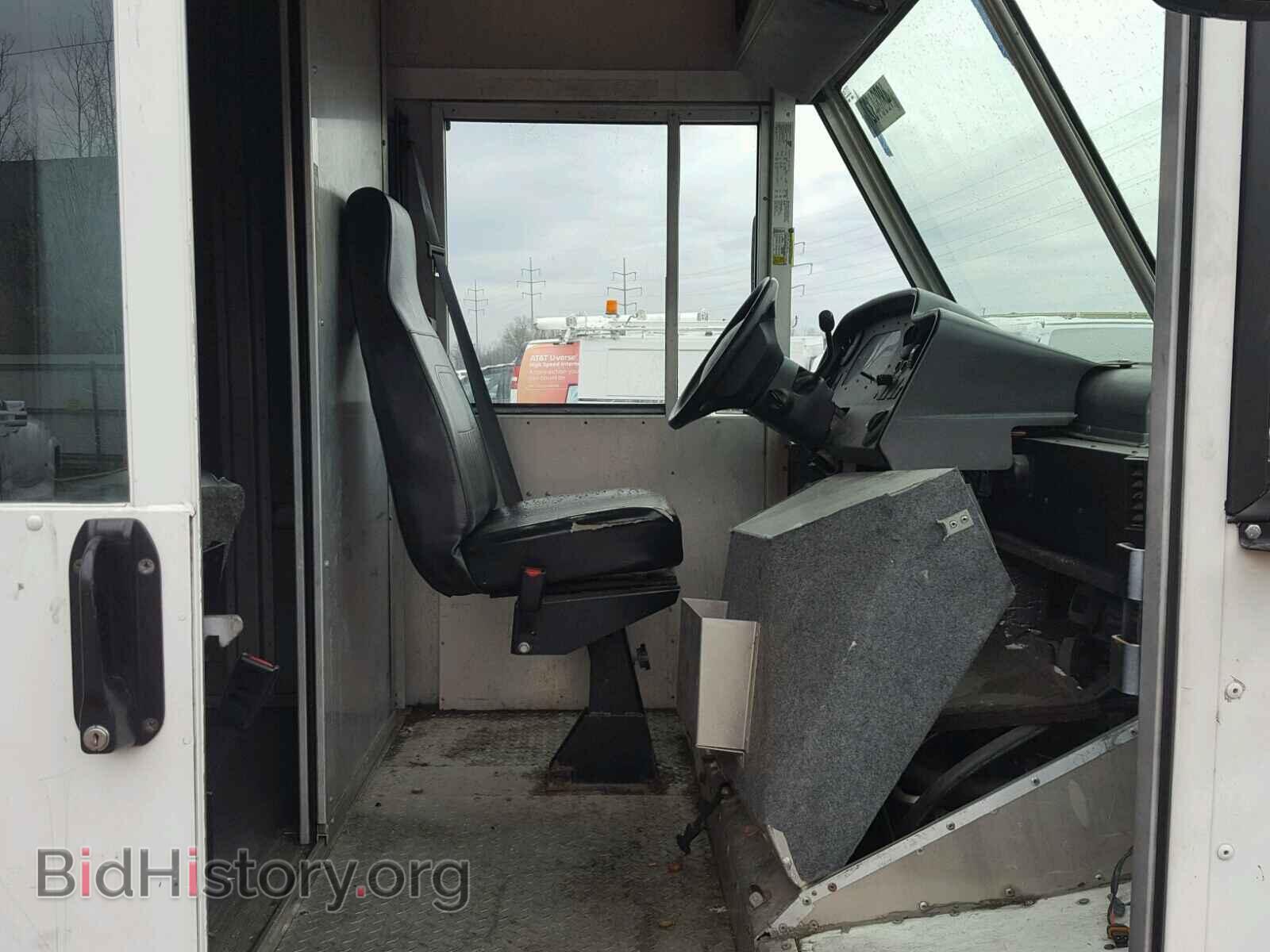 2011 FORD ECONOLINE - VIN: 1FC4E4KL9BDB26547 - Photo 5