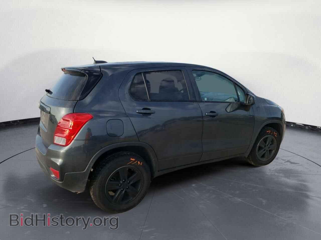 2019 CHEVROLET TRAX - VIN: 3GNCJNSB8KL334103 - Фото 3