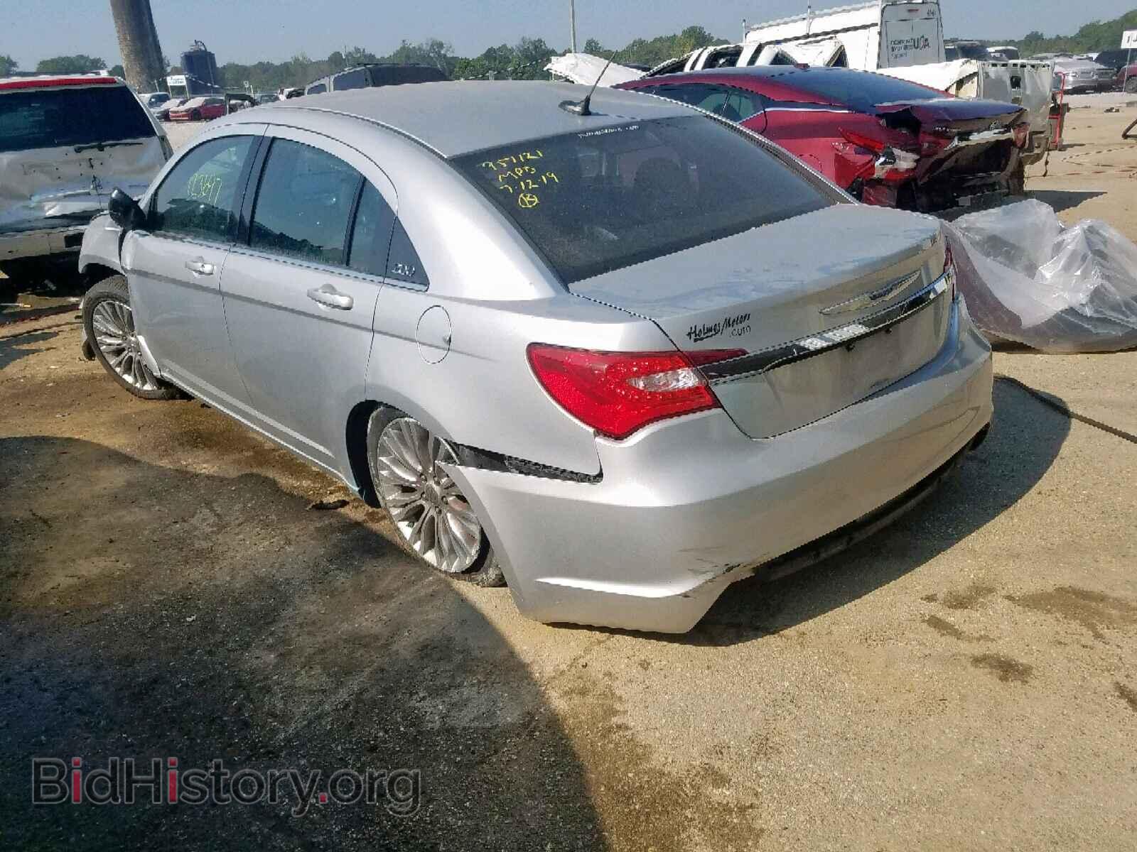 2012 CHRYSLER 200 - VIN: 1C3CCBAB1CN257051 - Фото 3