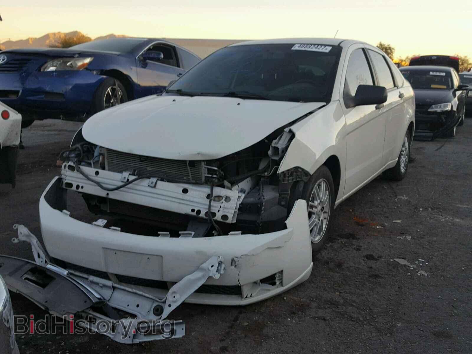 2009 FORD FOCUS - VIN: 1FAHP35N59W185781 - Фото 2