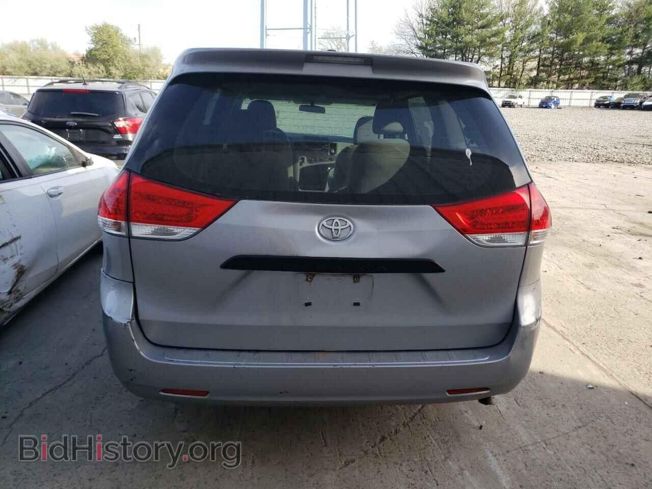 2013 TOYOTA SIENNA - VIN: 5TDZK3DC8DS382756 - Фото 6
