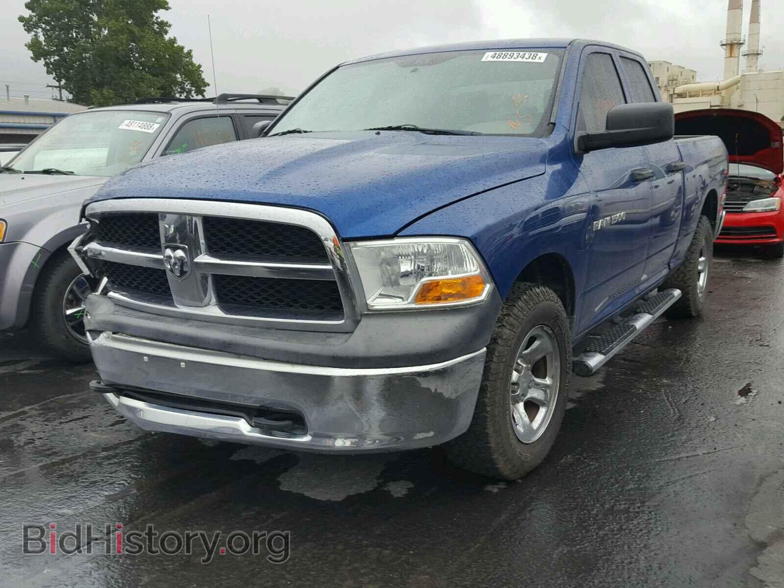 2011 DODGE RAM 1500 - VIN: 1D7RB1GK1BS703697 - Фото 2