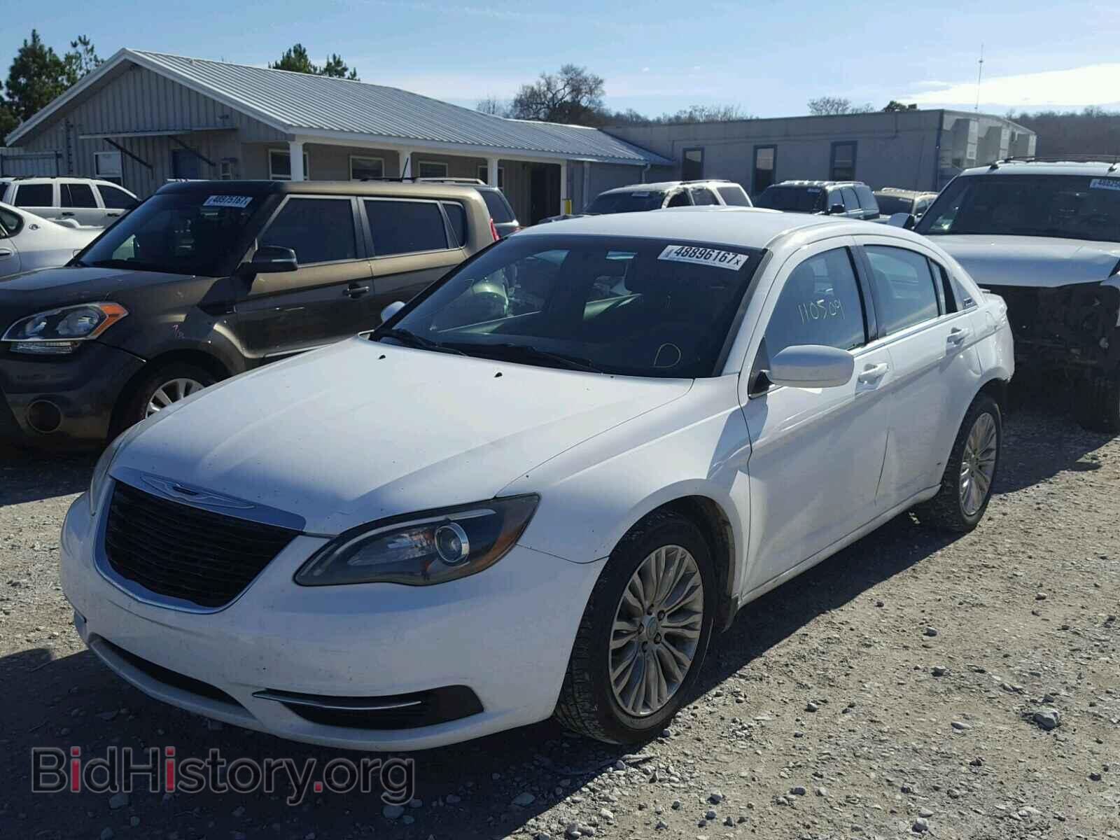 2012 CHRYSLER 200 - VIN: 1C3CCBAB9CN113733 - Photo 2