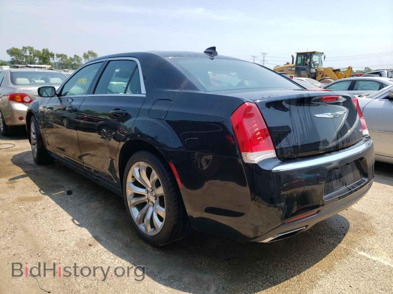 2017 CHRYSLER 300 - VIN: 2C3CCAAG2HH647002 - Фото 3