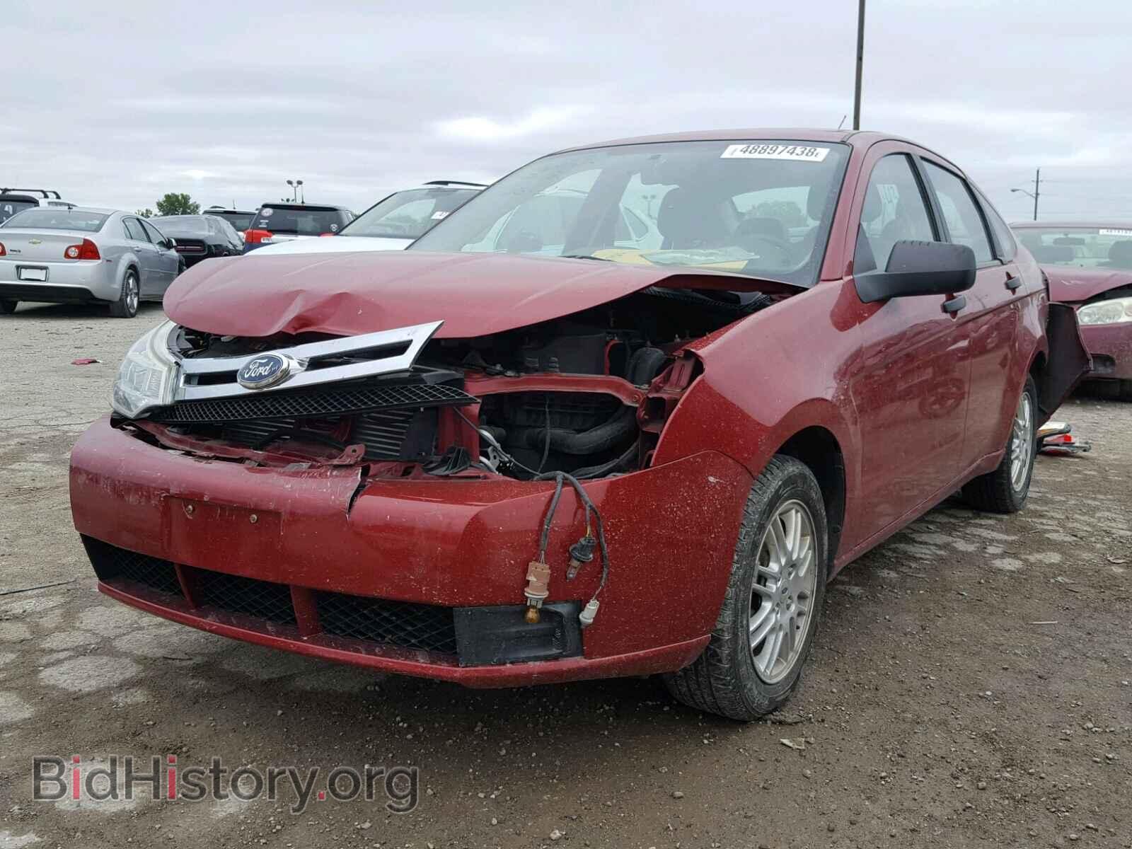 2011 FORD FOCUS - VIN: 1FAHP3FN7BW143620 - Фото 2