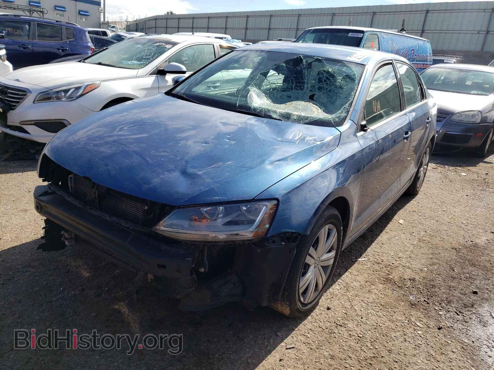 2017 VOLKSWAGEN JETTA - VIN: 3VW2B7AJ3HM396529 - Photo 2