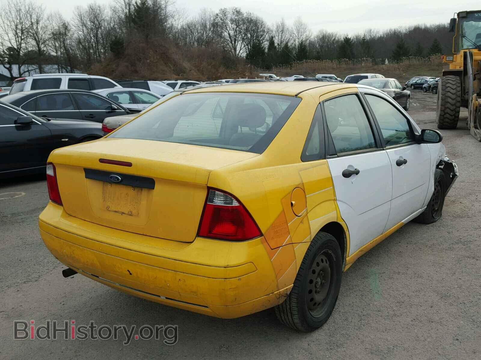 2006 FORD FOCUS - VIN: 1FAFP34N16W165211 - Фото 4