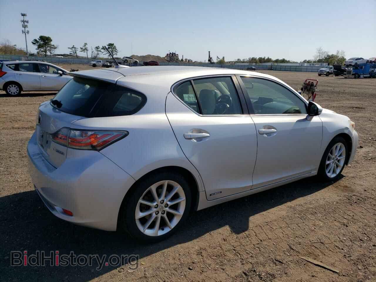 2011 LEXUS CT 200 - VIN: JTHKD5BH4B2035496 - Фото 3