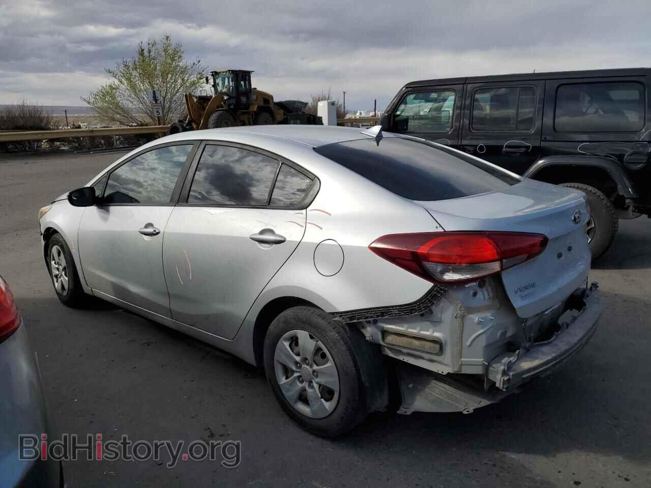 2017 KIA FORTE - VIN: 3KPFK4A78HE098723 - Фото 2