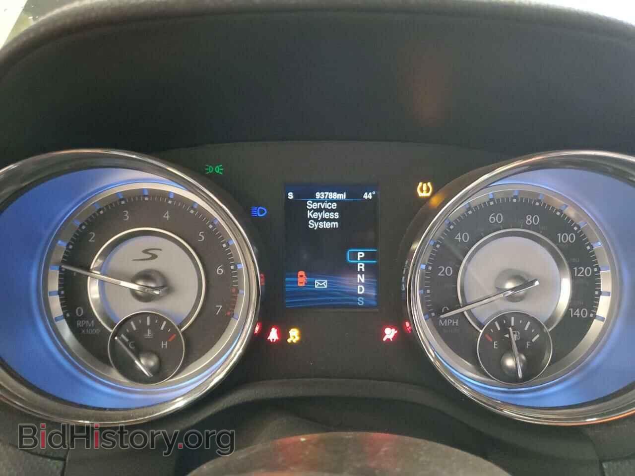 2014 CHRYSLER 300 - VIN: 2C3CCAGG4EH384014 - Фото 9