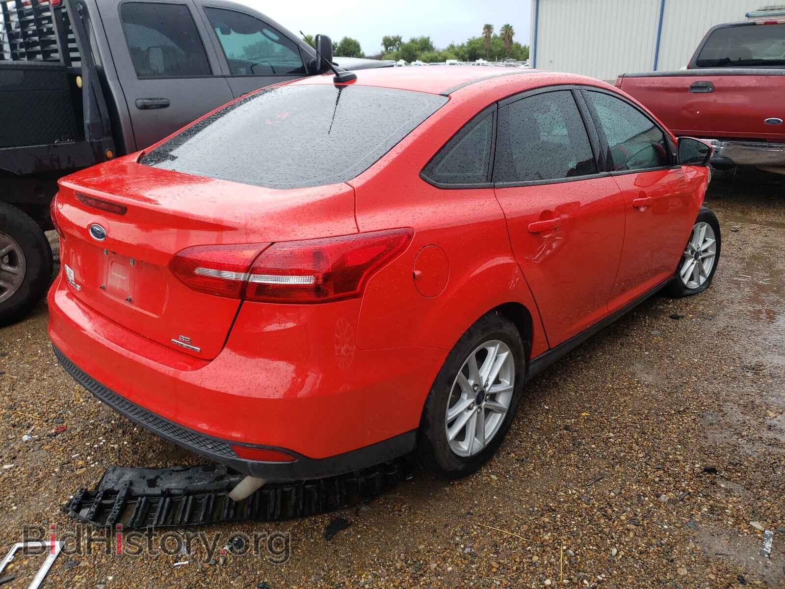 2016 FORD FOCUS - VIN: 1FADP3F2XGL270083 - Photo 4