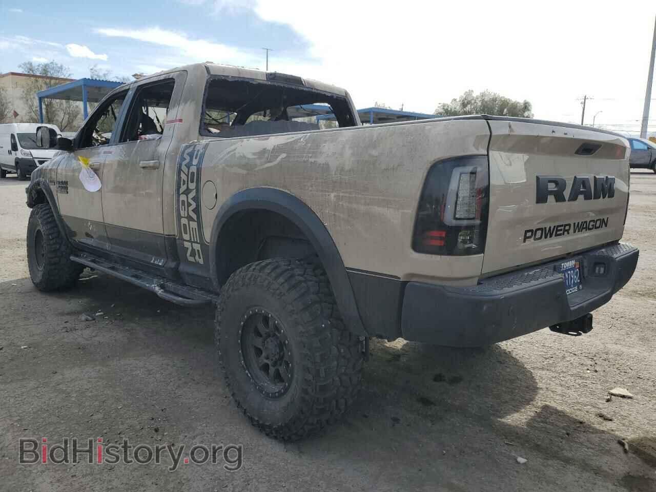 2018 RAM 2500 - VIN: 3C6TR5EJ3JG415500 - Photo 2