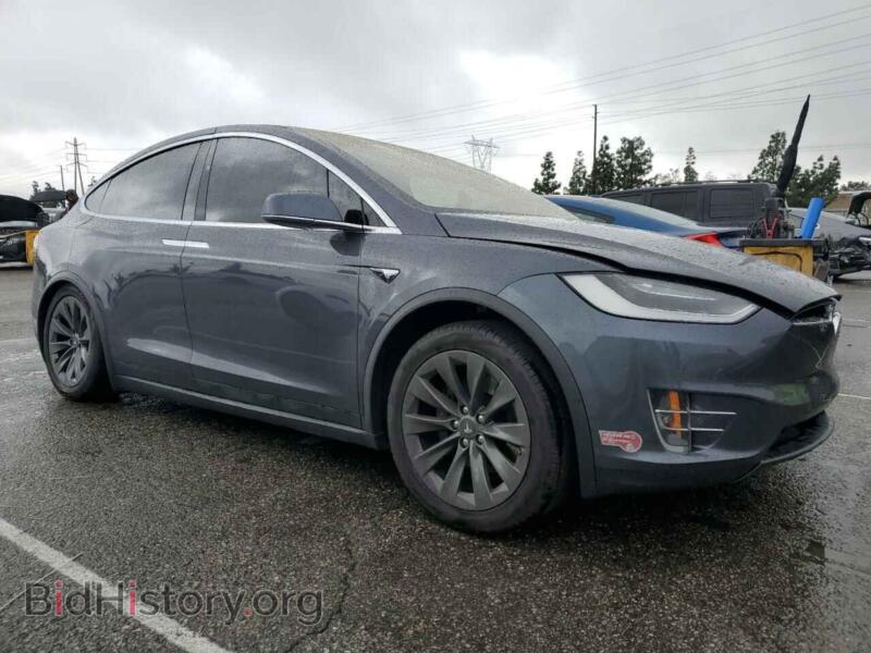 2020 Tesla MODEL X (VIN 5YJXCAE25LF218155) — photo 4 of 13