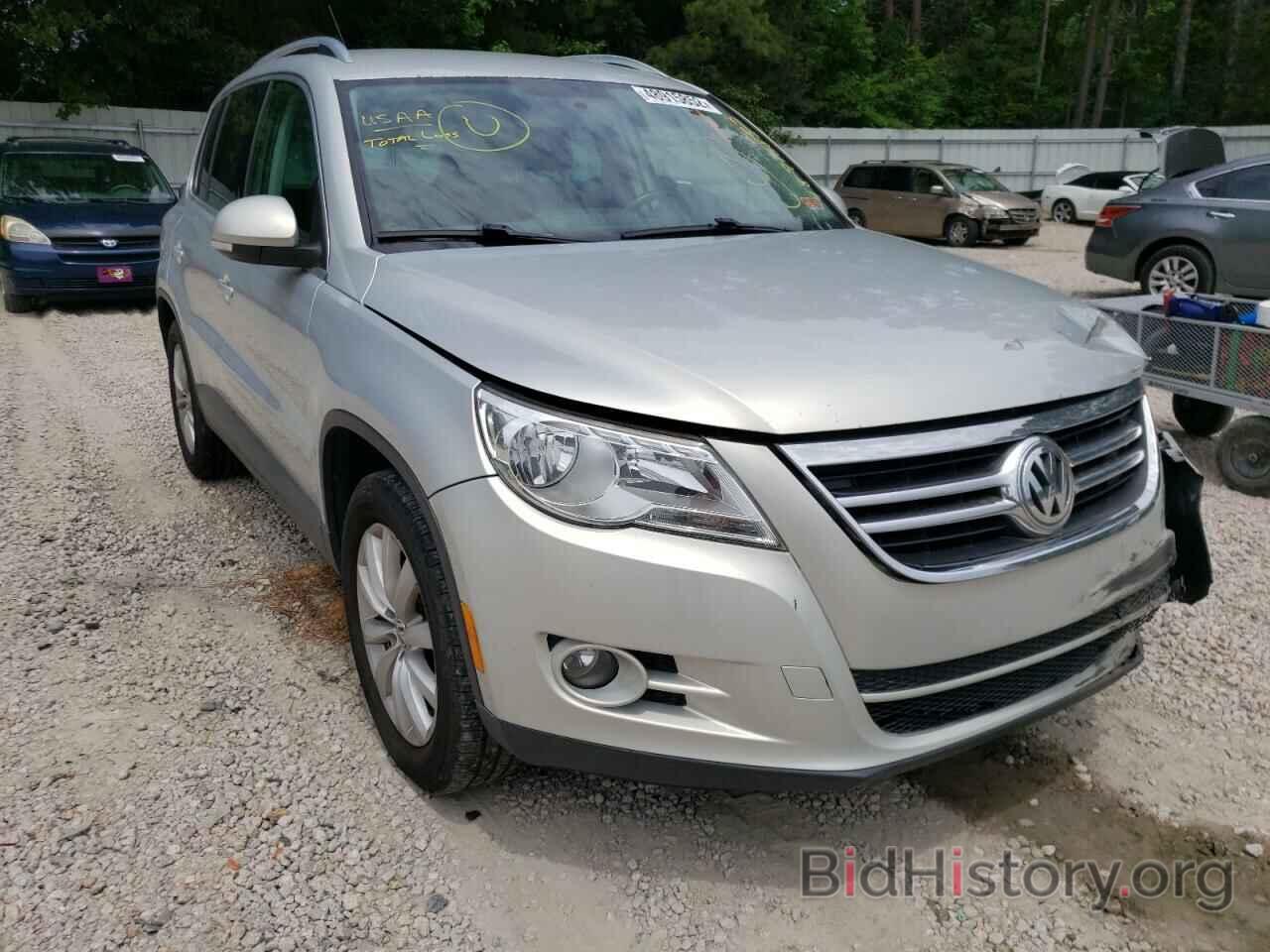 Photo WVGAV7AX0BW531611 - VOLKSWAGEN TIGUAN 2011