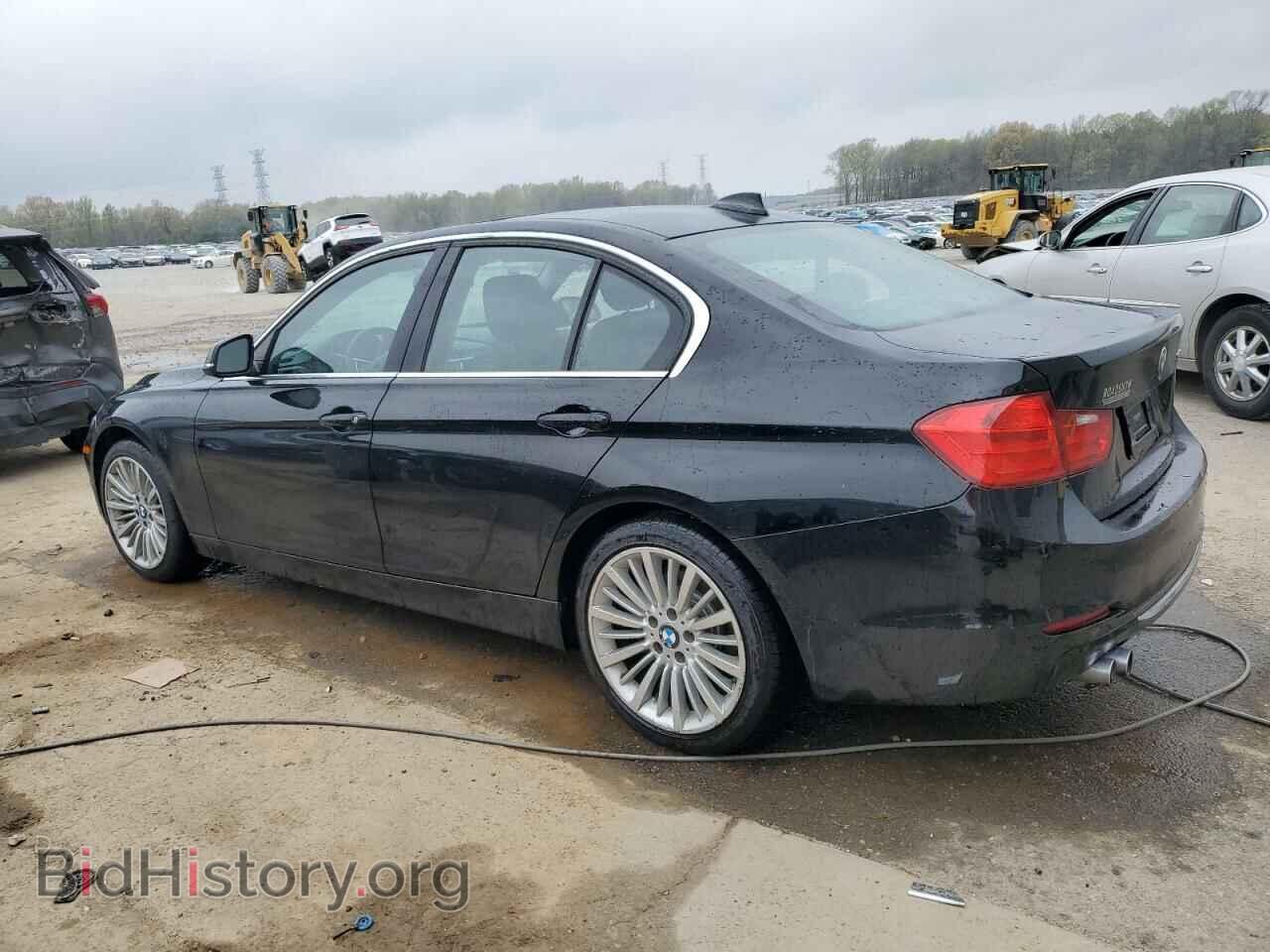 2013 BMW 3 SERIES - VIN: WBA3A5C55DF358984 - Фото 2