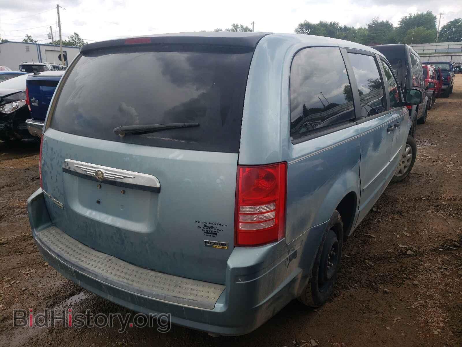 2008 CHRYSLER MINIVAN - VIN: 2A8HR44H38R601140 - Фото 4