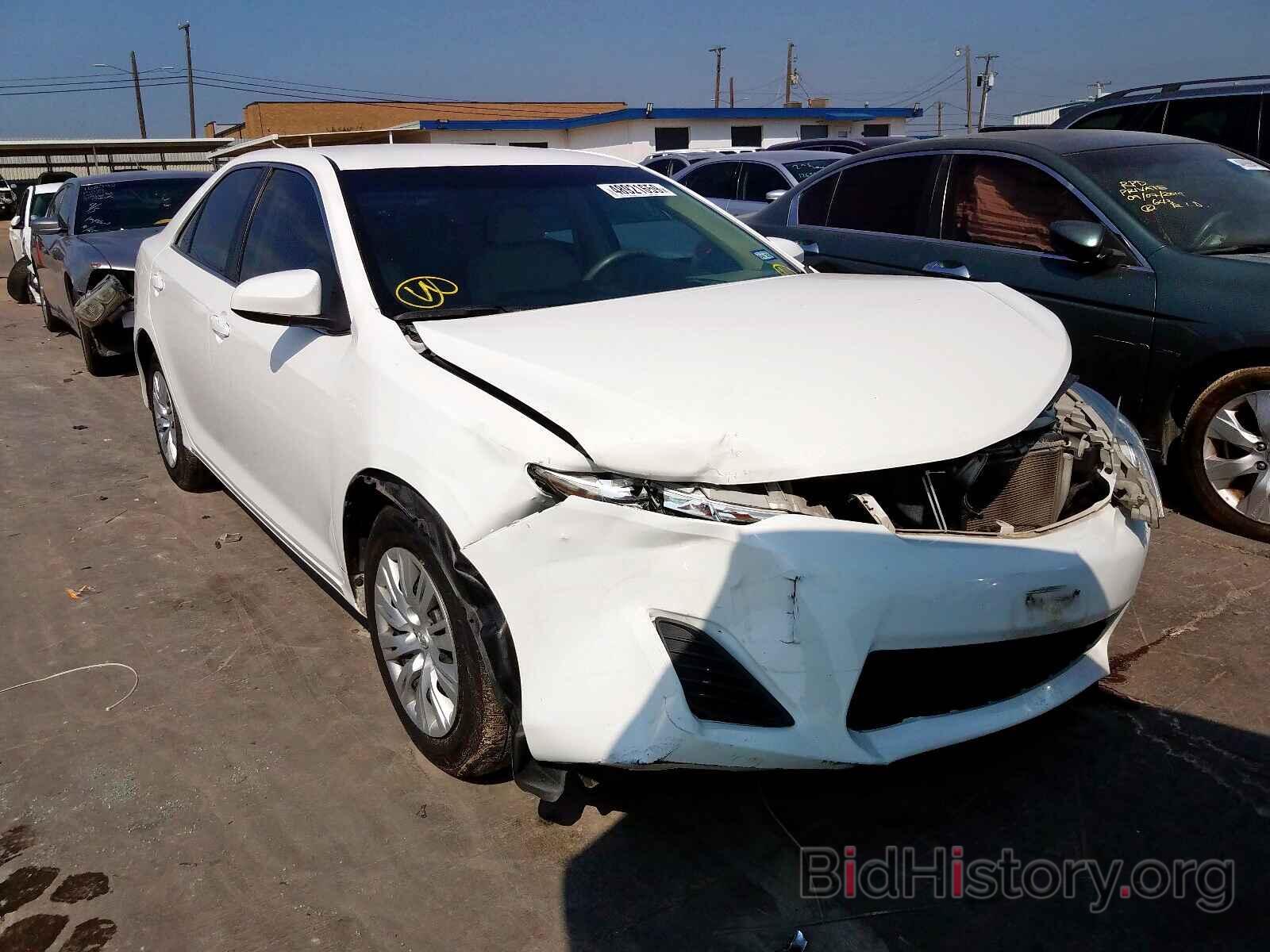 Photo 4T4BF1FKXER402695 - TOYOTA CAMRY 2014