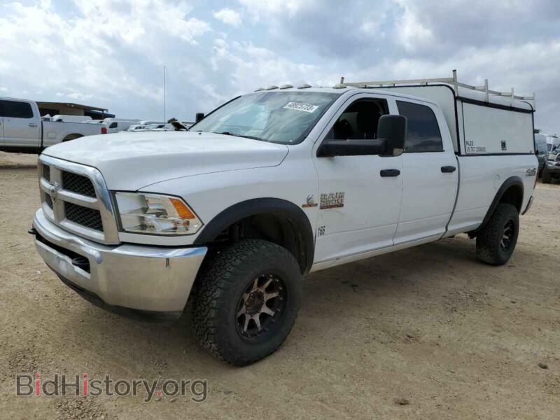 2017 RAM 2500 (VIN 3C6UR5HLXHG732895) — фото 2 из 10