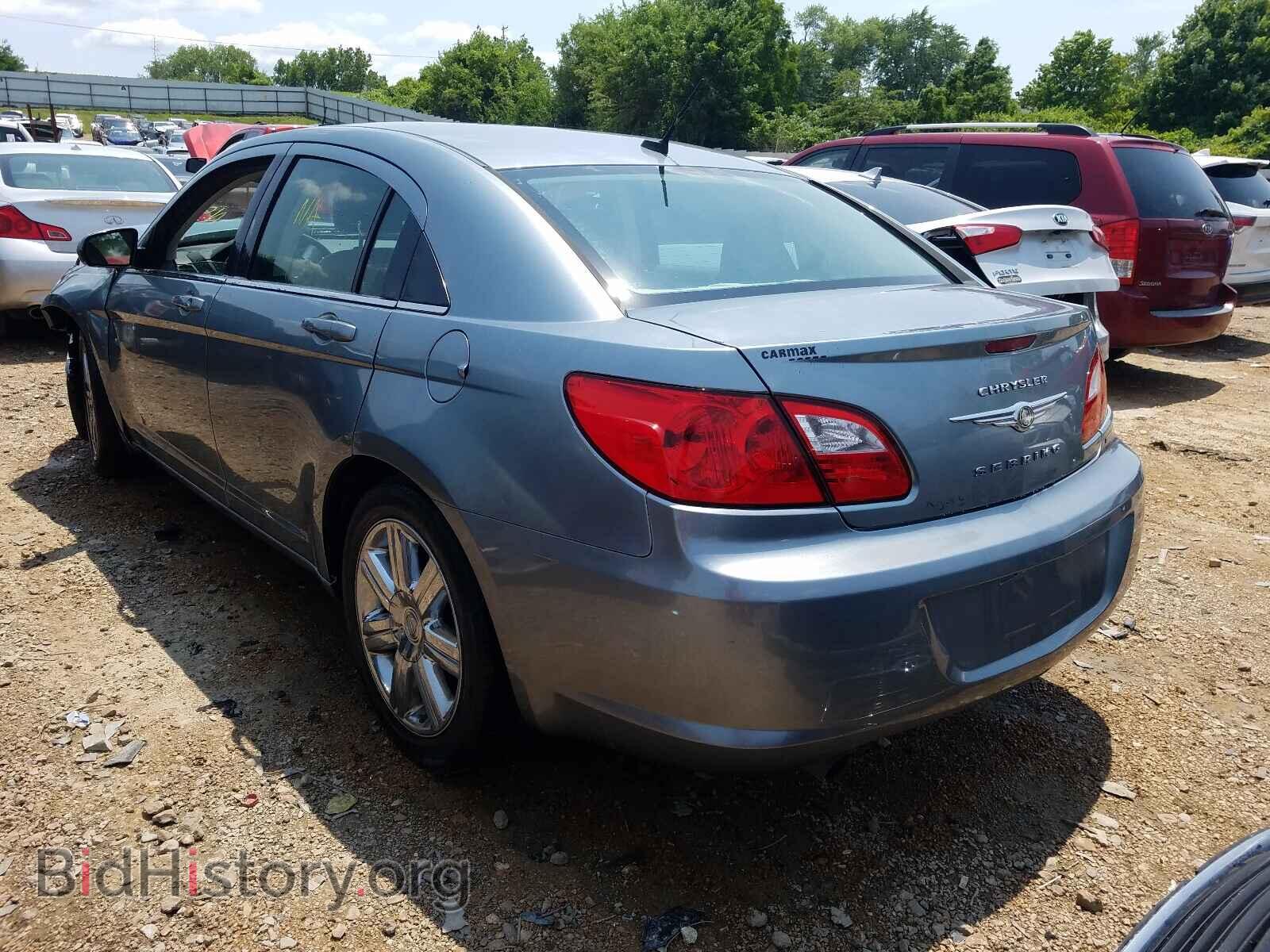 2010 CHRYSLER SEBRING - VIN: 1C3CC5FV7AN166724 - Фото 3