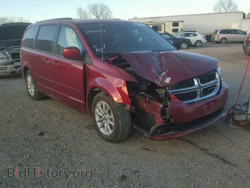 2014 Dodge CARAVAN Grand Cara (VIN 2C4RDGCG1ER114065) — photo 1 of 10, Copart, damage: front end