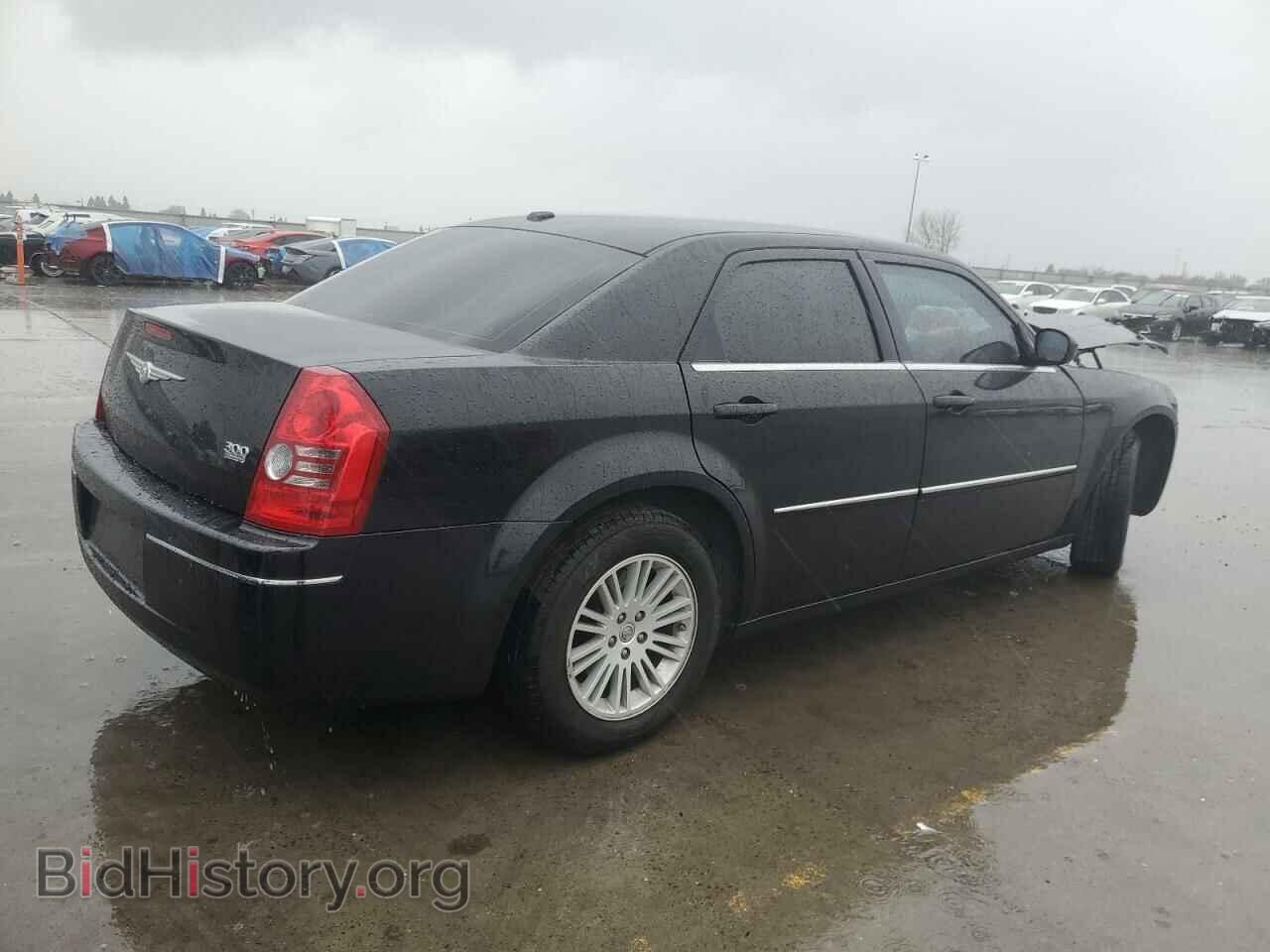 2009 CHRYSLER 300 - VIN: 2C3KA53VX9H621883 - Фото 3