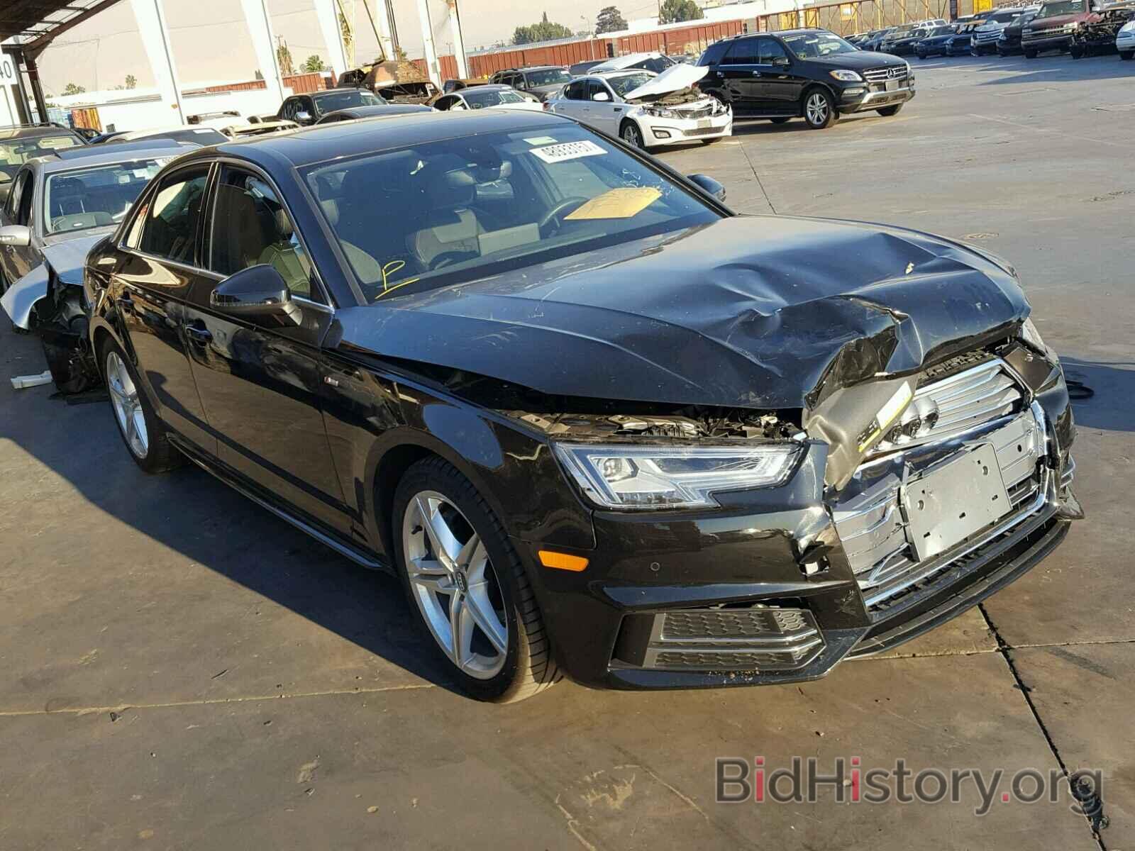 Photo WAUPNAF43HN063217 - AUDI A4 2017