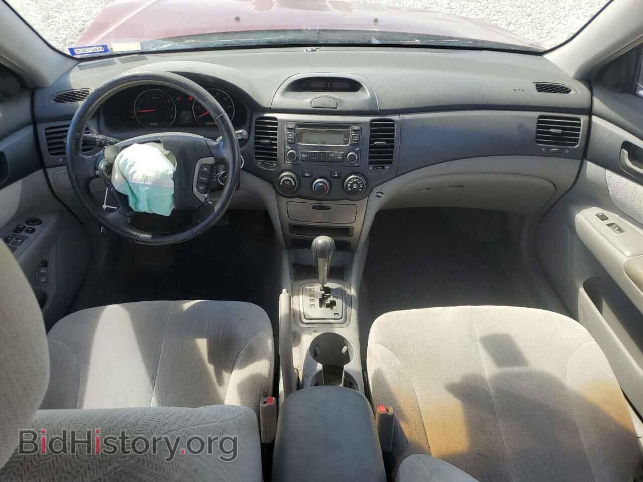 2006 KIA OPTIMA - VIN: KNAGE123365056357 - Photo 8